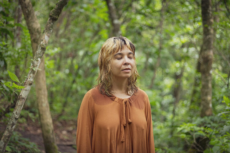 Fernanda Valdivieso Gotas de Chuva 3