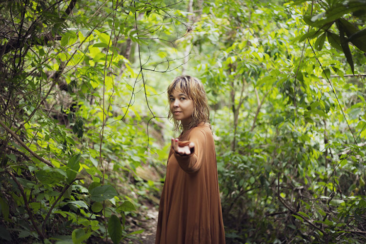 Fernanda Valdivieso Gotas de Chuva 8